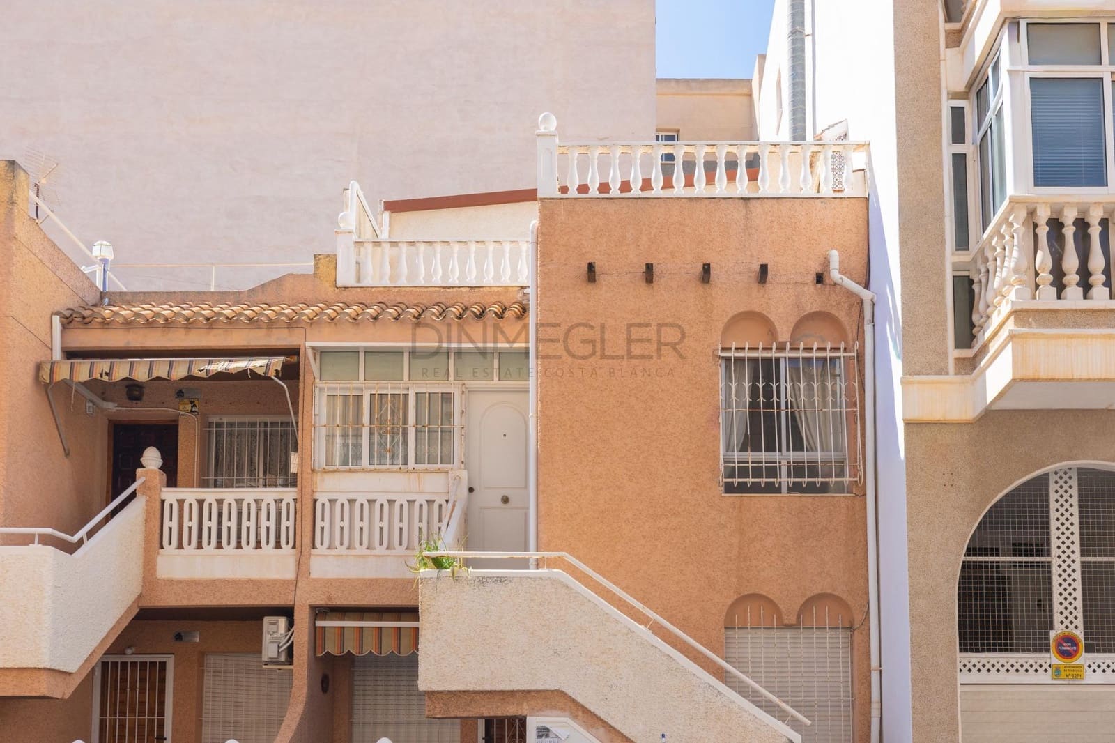 Bungalow for sale in Centro, Torrevieja, Alicante photo 2