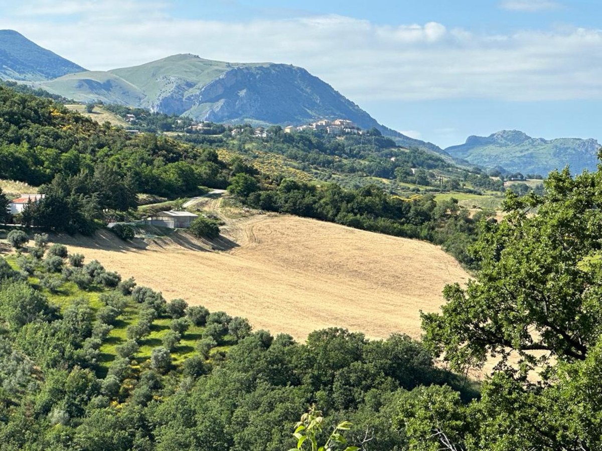 4 bedrooms farm, 150 m² Corvara, Pescara (province) photo 2