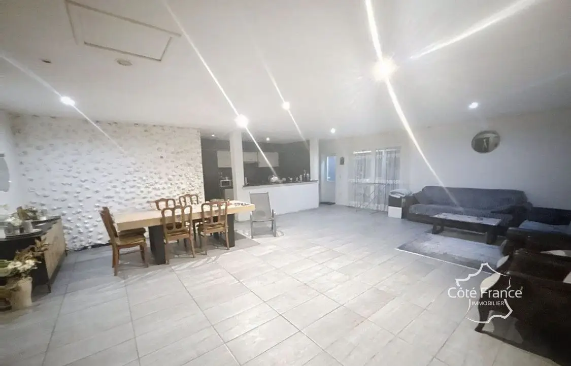Apartment for sale in Saint-Michel — 3 bedrooms, 120 m² photo 4