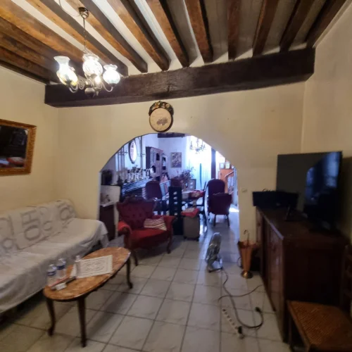 3 Bed Apartment for Sale in Chalon-Sur-Saône photo 2