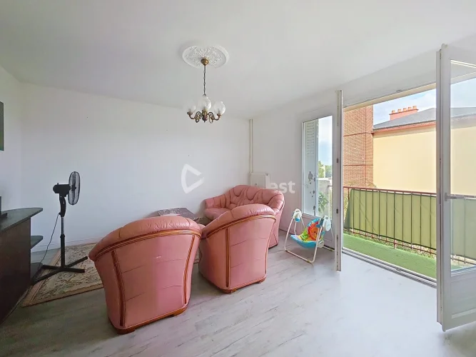 Apartment T4 – 75 m² – Garage – Cellar – Parking