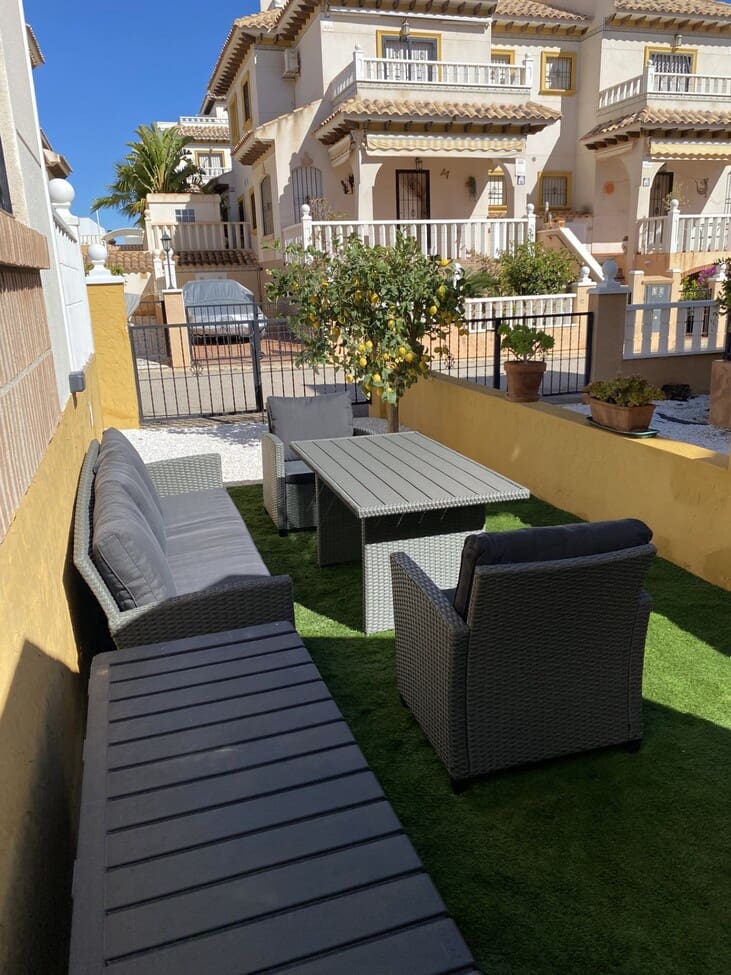 Townhouse for sale in Cabo Roig, Orihuela, Alicante photo 3