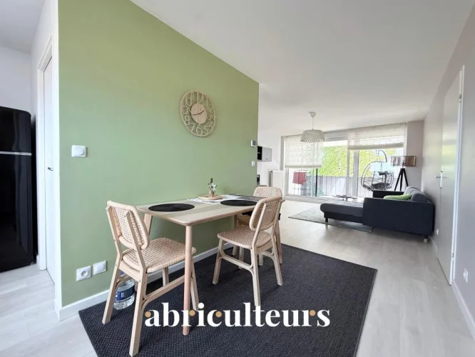 Standing 3-Room Apartment with Full Renovation for Sale in Dunkirk (59140) photo 5