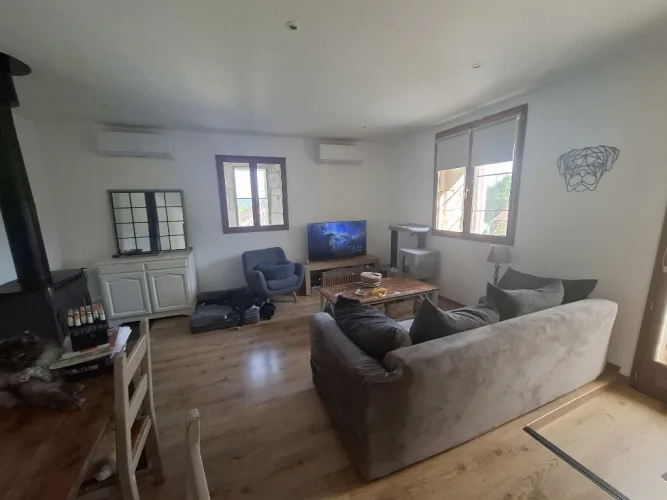 Renovated House in a Quiet Location with a Small Garden photo 2