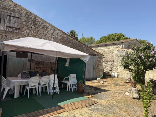 Charentaise House with Outbuildings photo 2