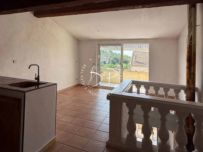 For Sale: Village House with Terrace in Lorgues, Provence photo 5