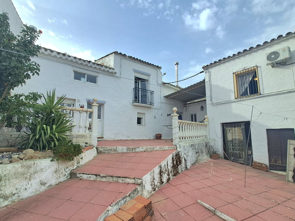 Town house in Alcala La Real, Jaen province photo 5