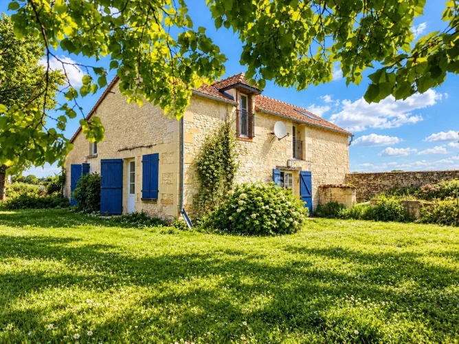 Country House + Second Property to Renovate – Peaceful Setting