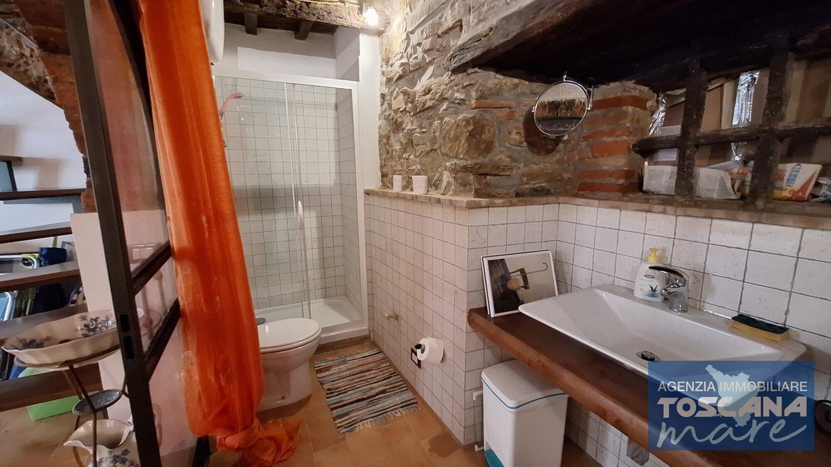 Property in Castagneto Carducci photo 4