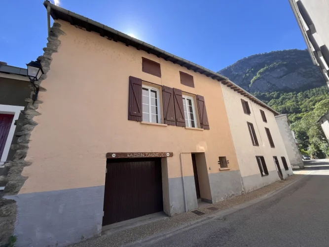 2 Bed House for Sale in Vicdessos