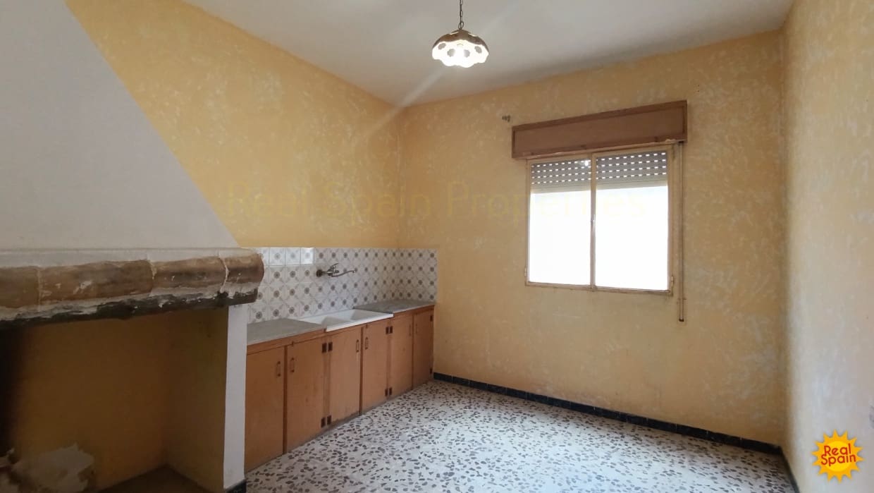 Townhouse for sale in Vélez-Rubio, Almería photo 4