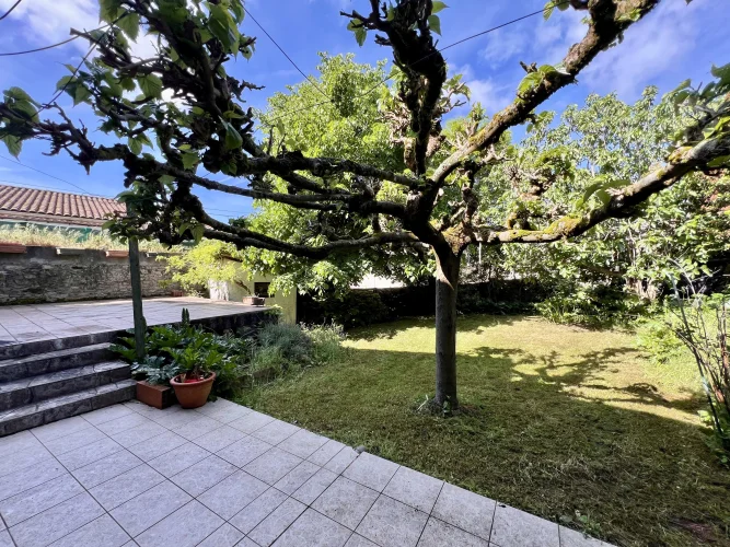 Charming Stone Village House with Garden and Garage Near Montolieu photo 2