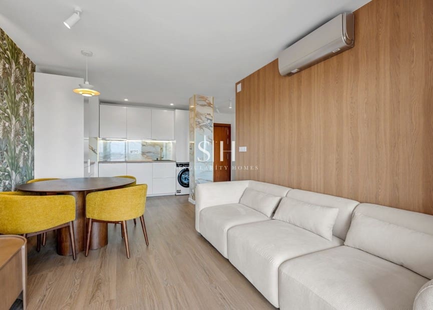 Penthouse for sale in Punta Prima, Orihuela, Alicante photo 4