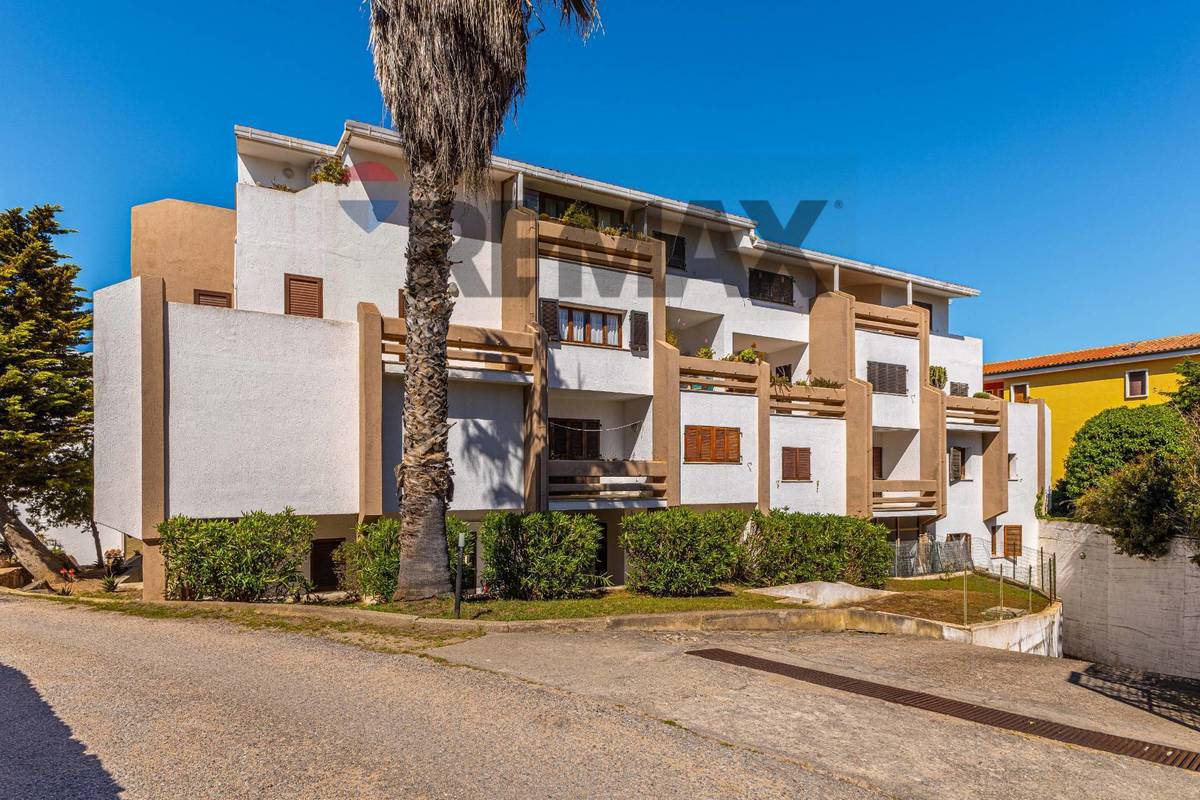 2 bedrooms apartment, 73 m² Santa Teresa Gallura, Sassari (province) photo 2