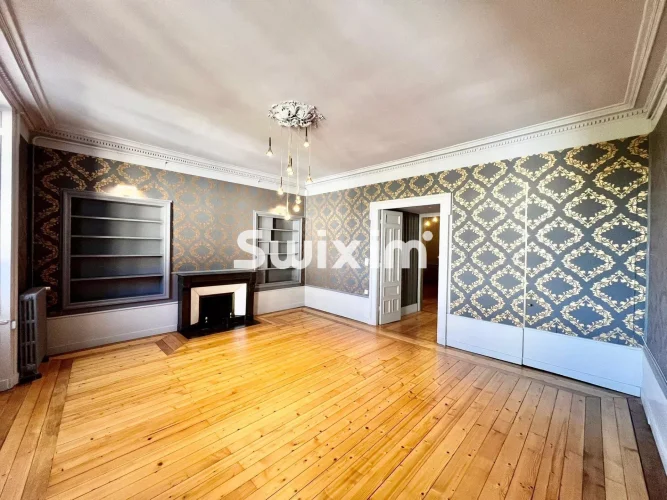 Charming Apartment in Lons-Le-Saunier photo 4