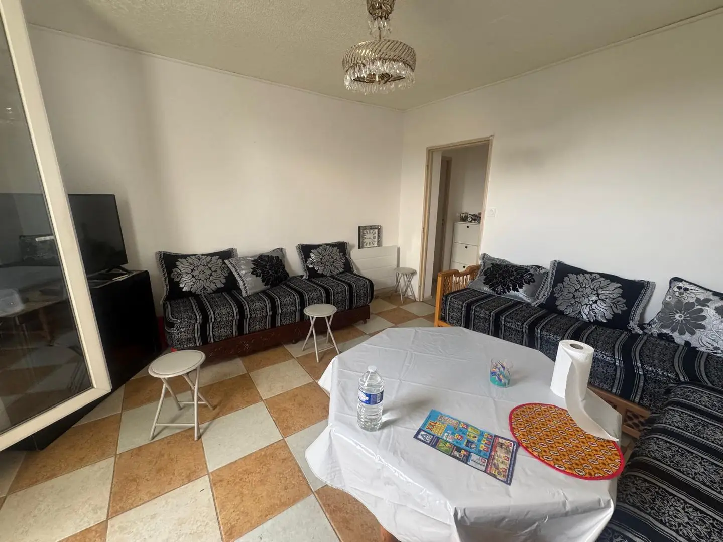 Apartment for sale in Valreas — 2 bedrooms, 57 m² photo 4