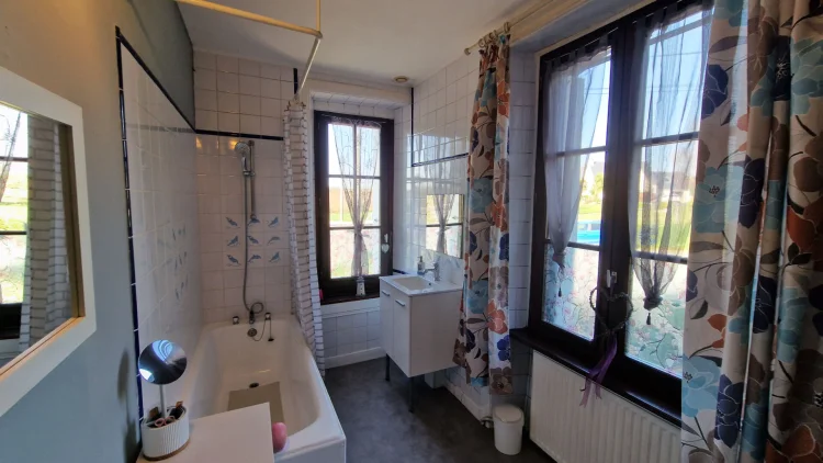 Côtes D'armor 3-Bedroom Stone Countryside House with Basement/Workshop, Garden and Grounds. photo 5