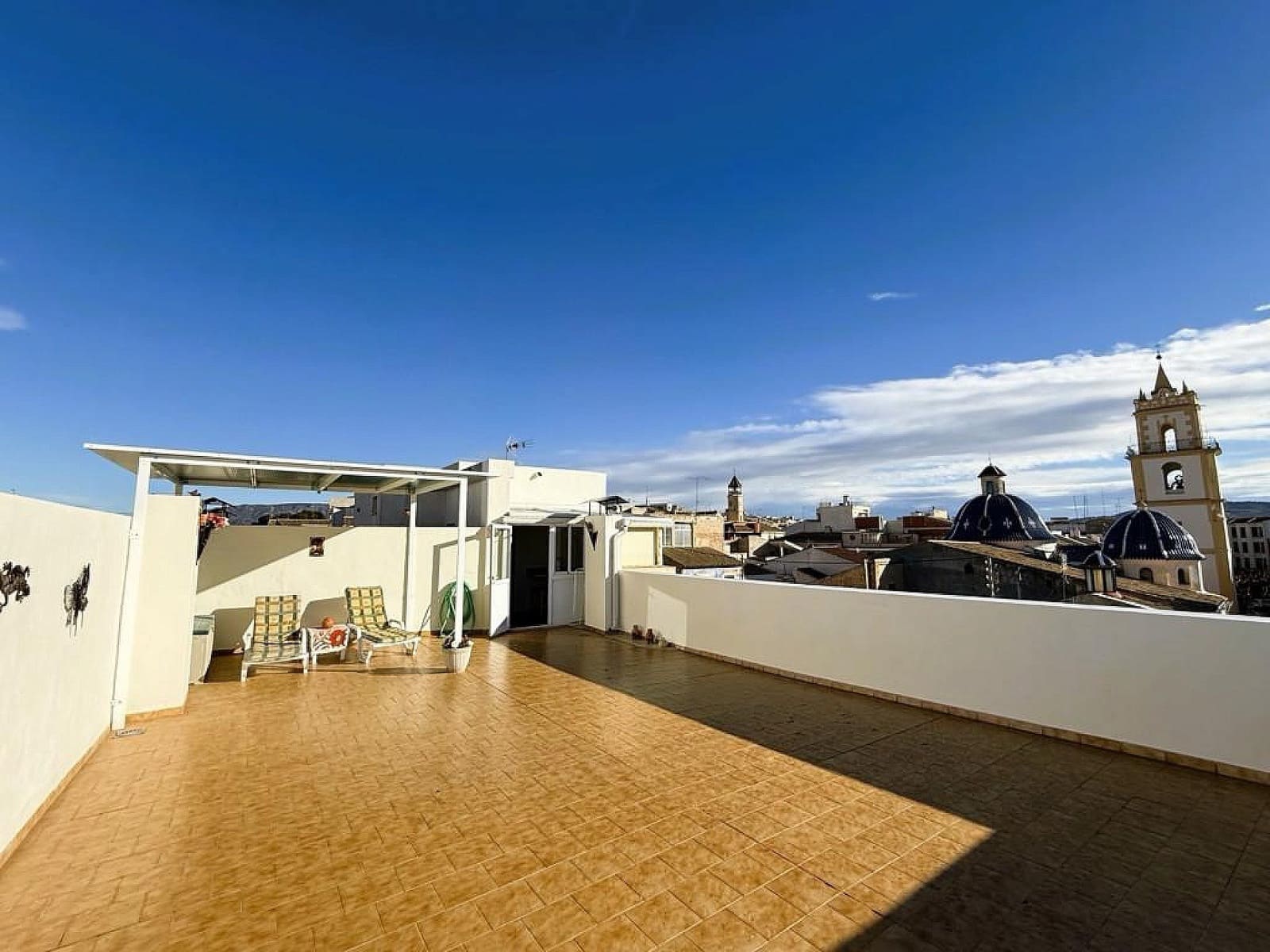 Apartment for sale in Pinoso, Alicante photo 2