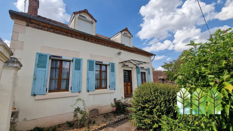 2 Bedroom Home with Large Garden photo 3