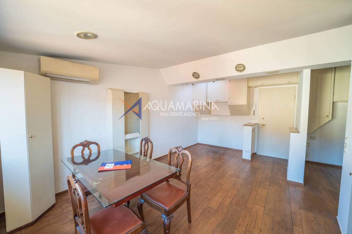 1 bedroom apartment, 35 m² Sanremo, Imperia (province) photo 5