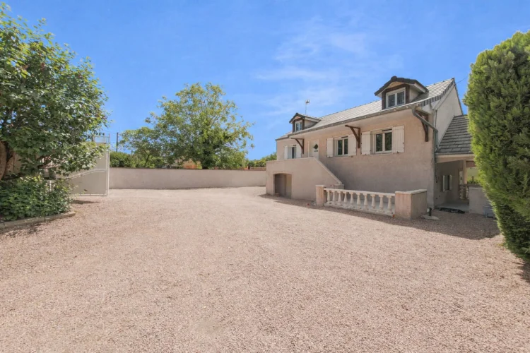 House in Fragnes la Loyère with Pool photo 2
