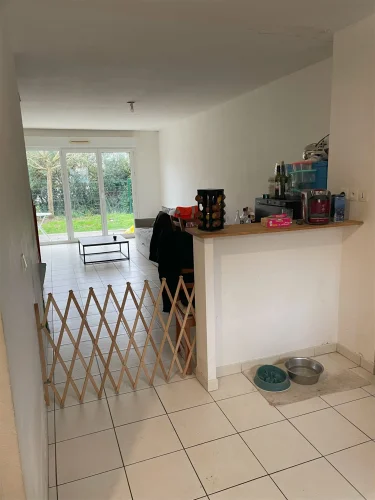 3-Room House with Private Garden for Sale in Blaye photo 2