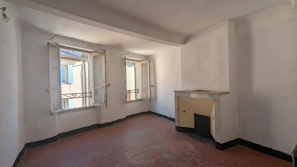 House for sale in Carcès — 5 bedrooms, 94 m²