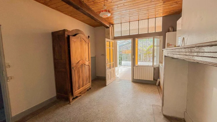 Pleasant Village House of 130m² Located Close to Shops with a Garage, Garden with Vegetable Garden and Well photo 5