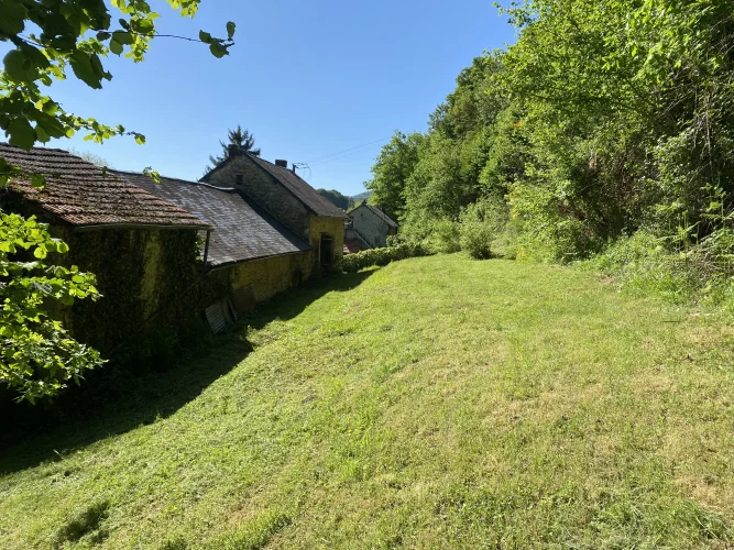 Pretty Renovated Farmhouse with Countryside Views photo 5