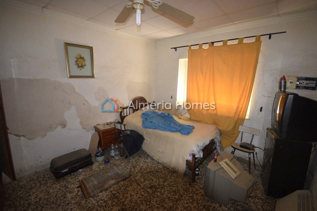 Townhouse for sale in Zurgena, Almería photo 3