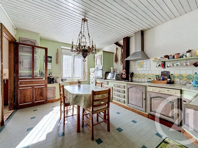 Century 21 Gsm Immo in Lure Presents: this Character-Filled House Full of Charm Located in Quers, of photo 2