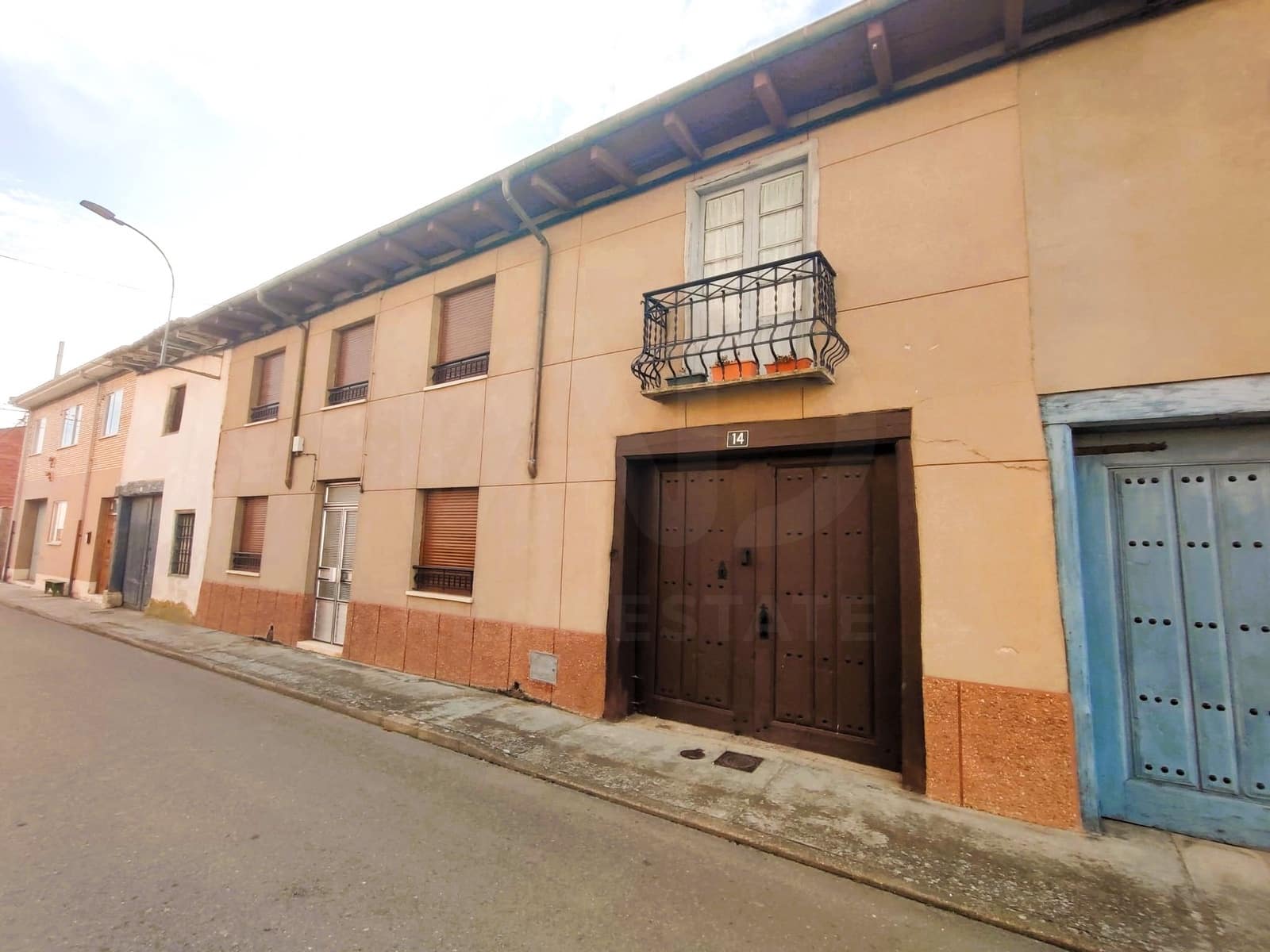 Townhouse for sale in Villarejo de Orbigo, León photo 2