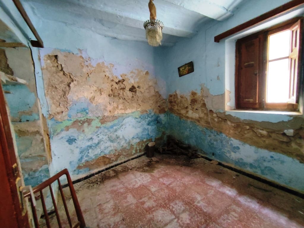 Townhouse for sale in Beniarrés, Alicante photo 4