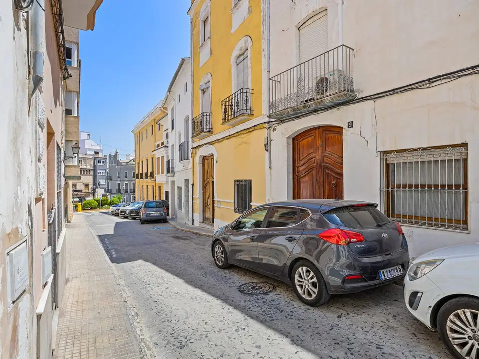 Town house in Oliva, Valencia province photo 4