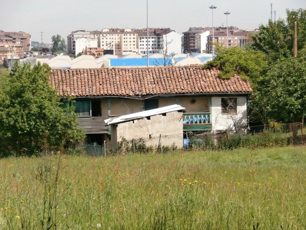 Villa for sale in Siero, Asturias