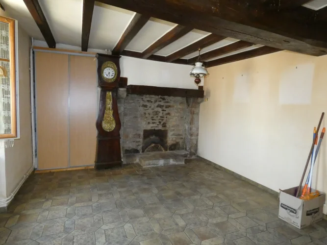 A Semi-Detached Stone House, in Habitable Order, Mains Drainage and Attached Garden. photo 2