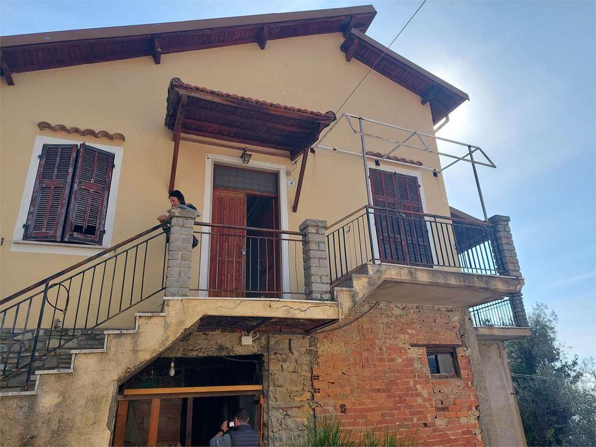 4 bedrooms detached house, 150 m² Sanremo, Imperia (province) photo 4