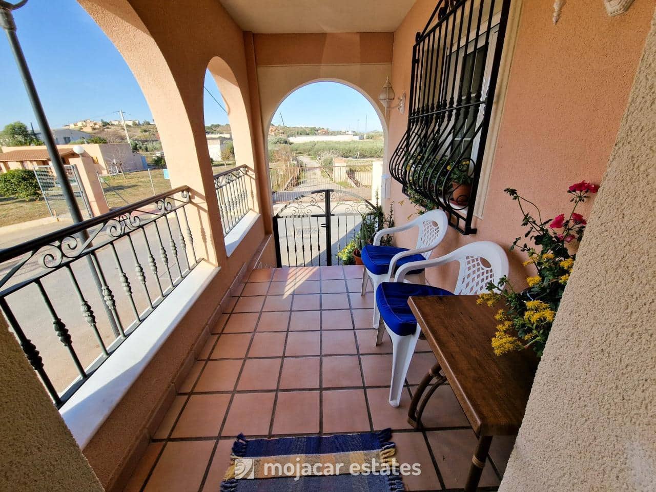 Townhouse for sale in Turre, Almería