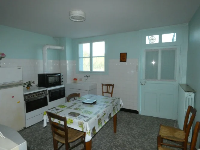 A Nice Semi Detached Village House Connected to Mains Drainage and Mains Gas. Attached Garden. photo 2