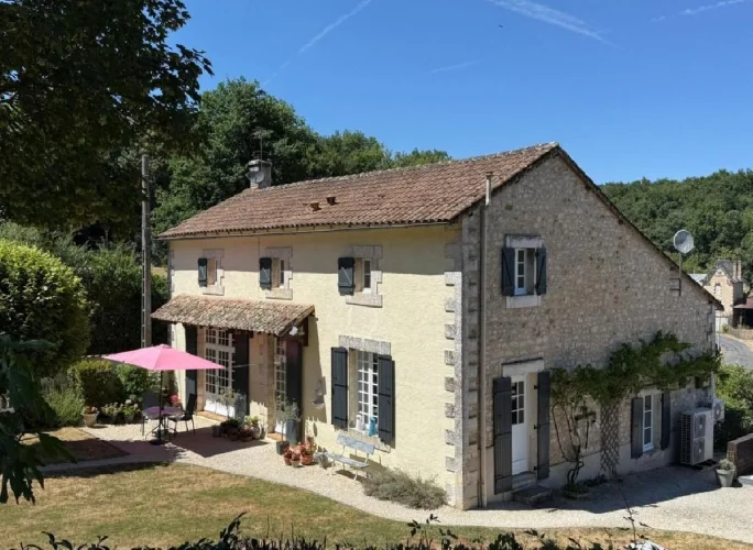 3 Bed House for Sale in Civray