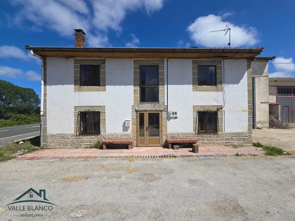 Villa in Valle De Valdebezana, Burgos province