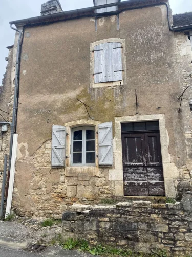 Very Typical Stone Ensemble to Renovate, Charming Northern Lot Medieval Village