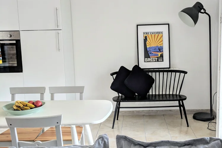 Finistère. Charming 2-Bedroom, 2-Bathroom Duplex Apartment in the Village of Scrignac photo 4