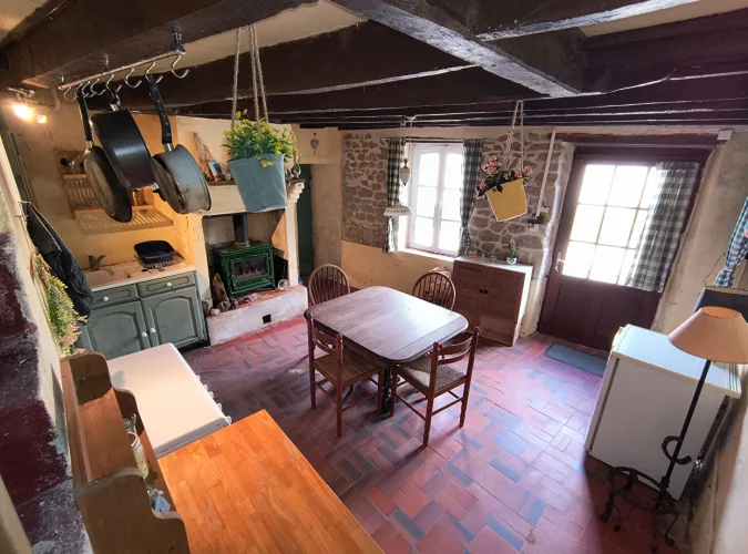 Haute-Vienne Unique Detached Two-Bedroom Country House with Stunning Countryside Views photo 4