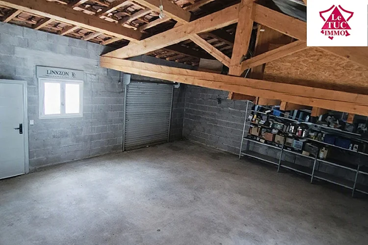 Single-Storey House 80 m² + Large Garage of 70 m² that Can be Converted photo 5