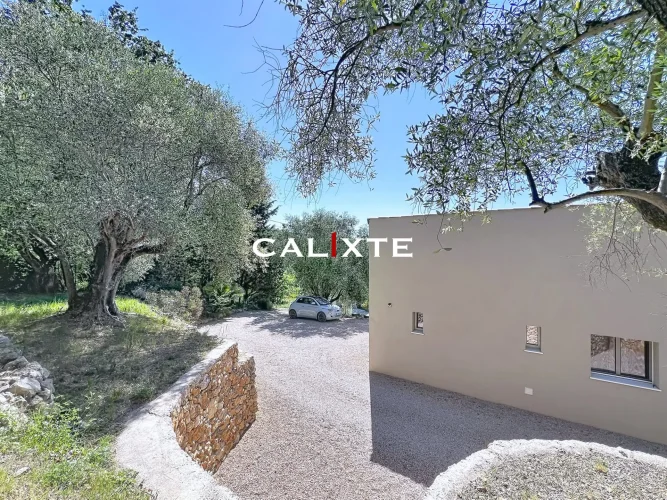 Viager - Montauroux House with Panoramic View photo 3