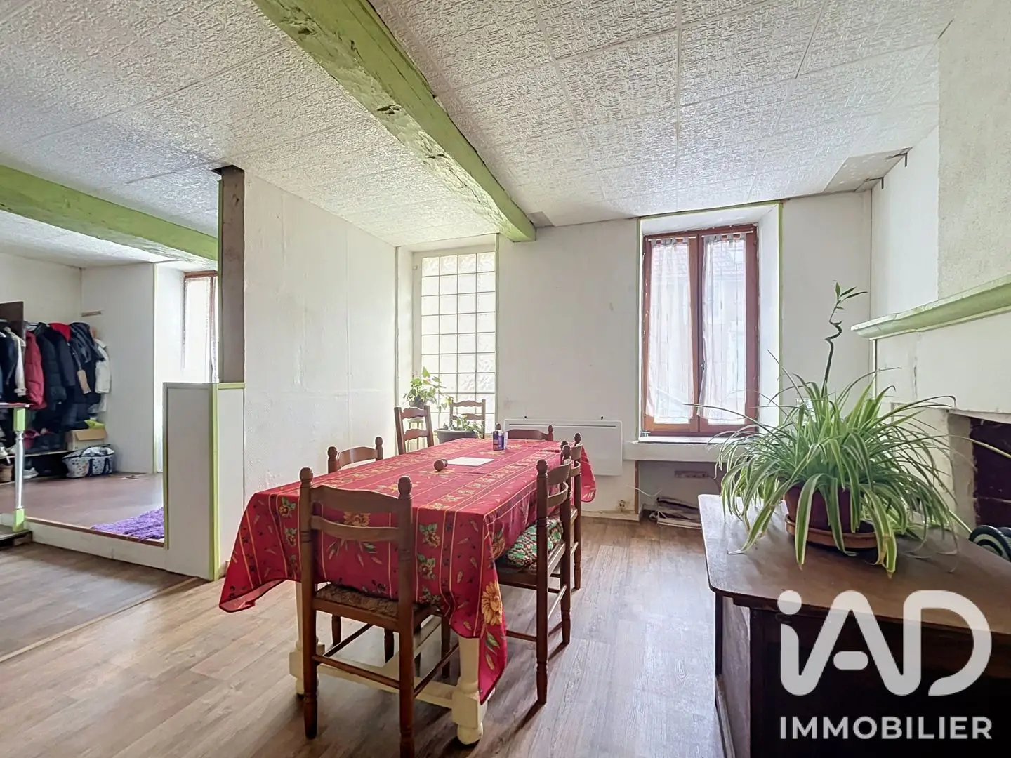 House for sale in Courson-les-Carrières — 2 bedrooms, 139 m² photo 3