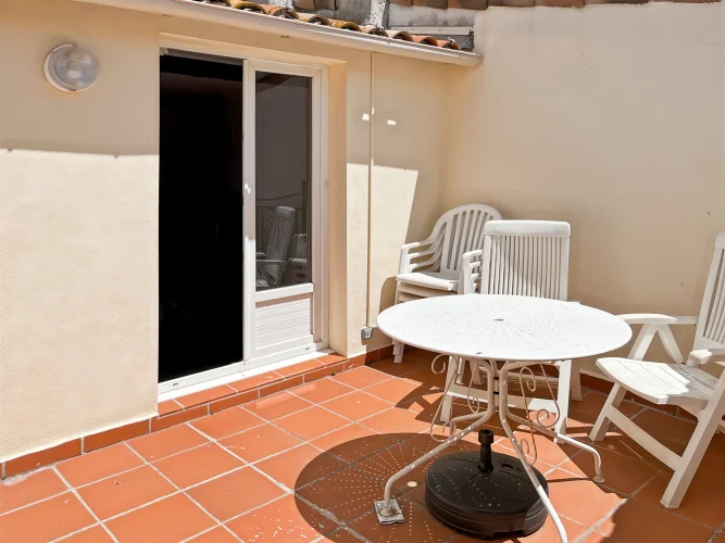 Spacious Townhouse with Self-Contained Studio photo 2