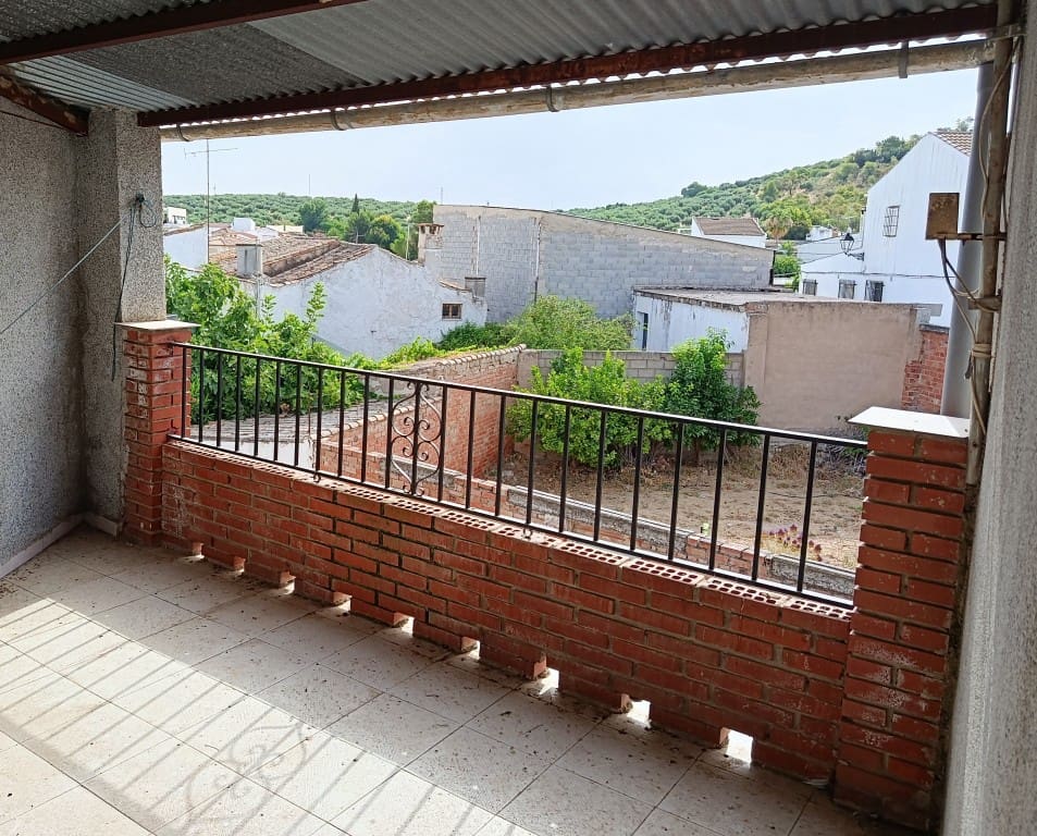 Townhouse for sale in Fuente-Tójar, Córdoba photo 2