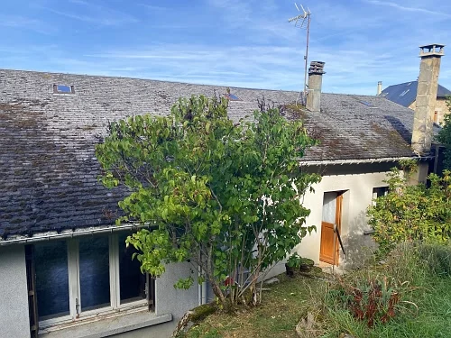 2 Bed House for Sale Near Viam